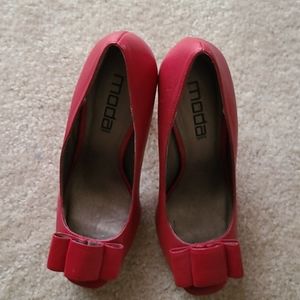 Moda open toe platform pump